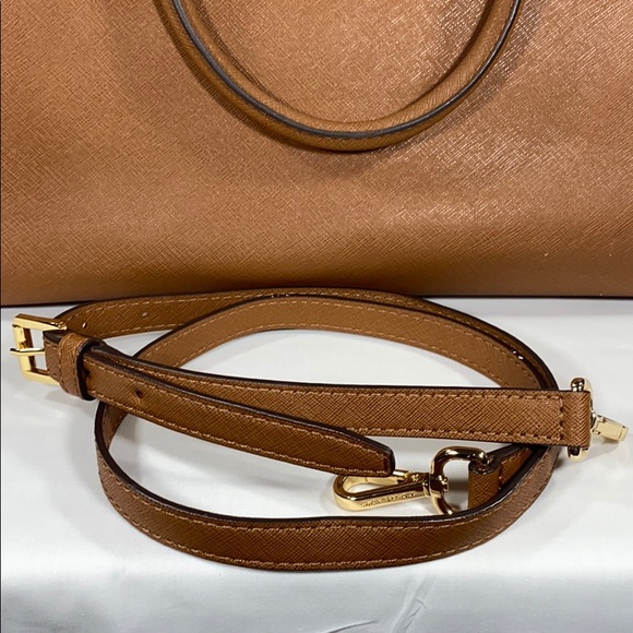 MK Handbag - Picture 10 of 11